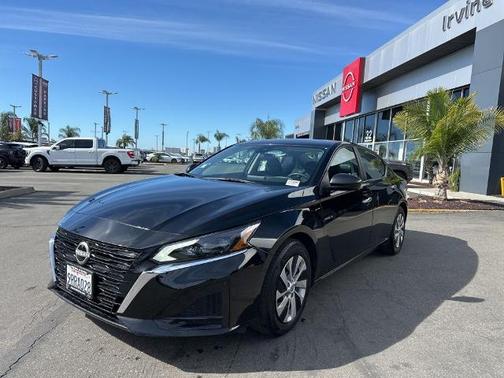 2025 Nissan Altima S