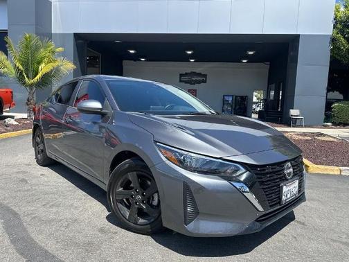 Gun Metallic 2025 Nissan Sentra SV