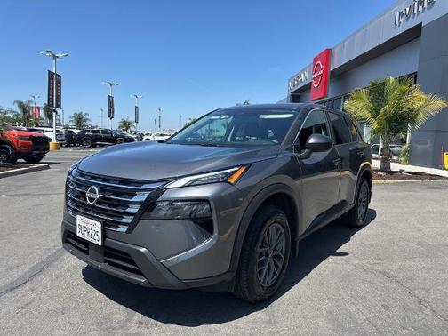 Gun Metallic 2025 Nissan Rogue S