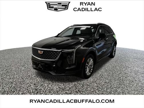 2025 Cadillac XT4 Premium Luxury