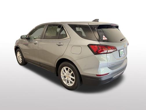 Sterling Gray Metallic 2024 Chevrolet Equinox 1LT