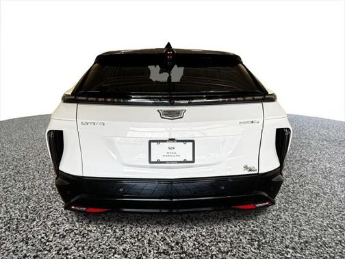 2025 Cadillac LYRIQ Sport w/1SJ