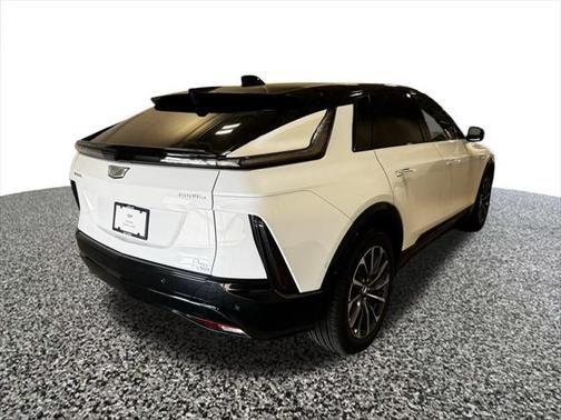 2025 Cadillac LYRIQ Sport w/1SJ