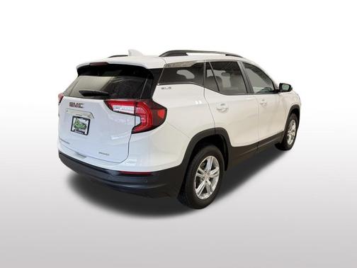 Summit White 2023 GMC Terrain SLE