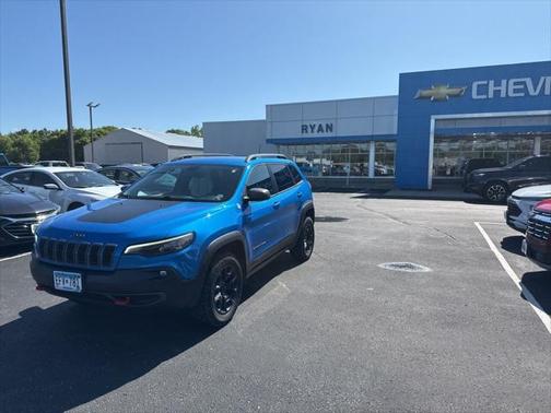 2020 Jeep Cherokee Trailhawk