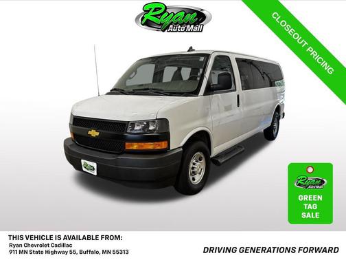 Summit White 2022 Chevrolet Express 3500 RWD 3500 Extended Wheelbase LS