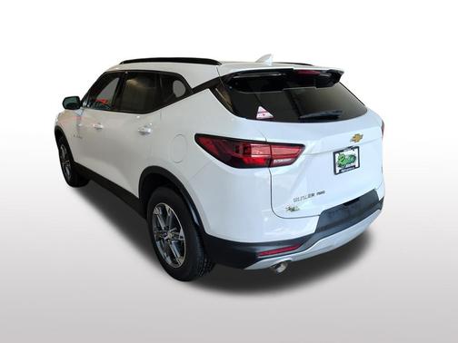 Summit White 2024 Chevrolet Blazer 2LT