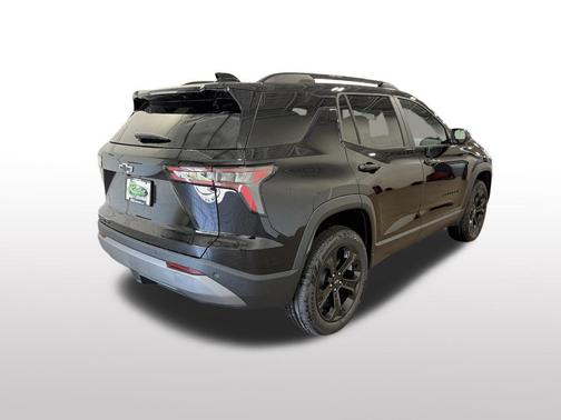 Mosaic Black Metallic 2026 Chevrolet Equinox 1LT
