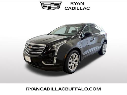 Stellar Black Metallic 2017 Cadillac XT5 Luxury