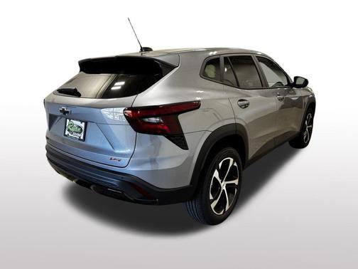 Sterling Gray Metallic 2026 Chevrolet Trax FWD 1RS