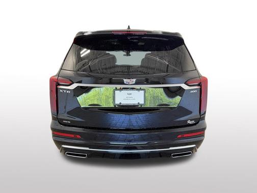 Stellar Black Metallic 2025 Cadillac XT6 Premium Luxury AWD