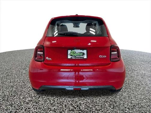2024 FIAT 500e INSPI(RED) FWD