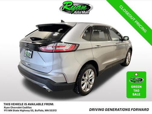 Iconic Silver Metallic 2022 Ford Edge Titanium