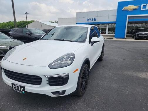 2017 Porsche Cayenne S