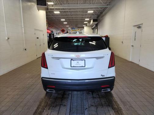 2025 Cadillac XT5 Luxury