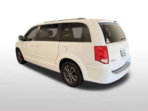 White Knuckle Clearcoat 2017 Dodge Grand Caravan SXT