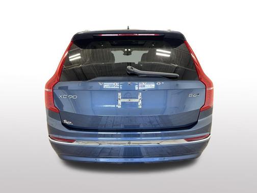 2023 Volvo XC90 B6 Plus 7-Seater