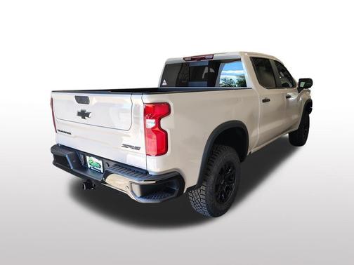 Summit White 2026 Chevrolet Silverado 1500 ZR2