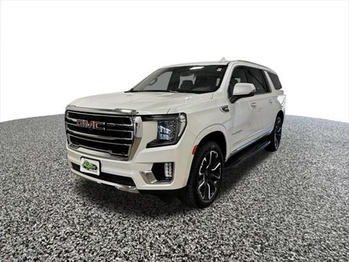 2022 GMC Yukon XL SLT