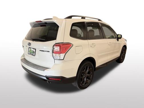 Crystal White Pearl 2018 Subaru Forester 2.5i Premium Black Edition