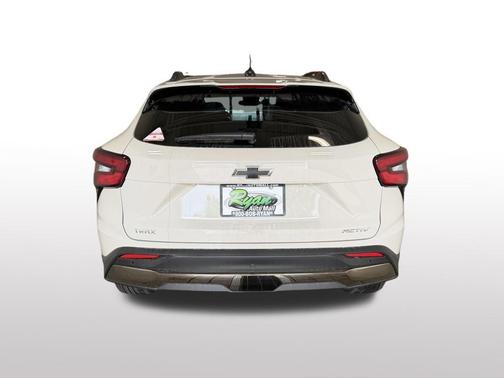 White Sands 2026 Chevrolet Trax FWD ACTIV