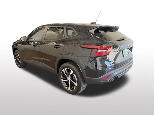 Mosaic Black Metallic 2026 Chevrolet Trax FWD 1RS