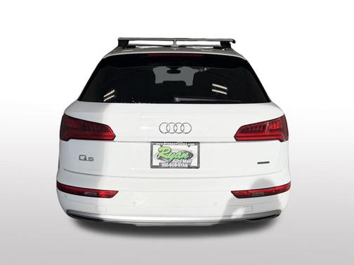 Ibis White 2019 Audi Q5 2.0T Premium Plus
