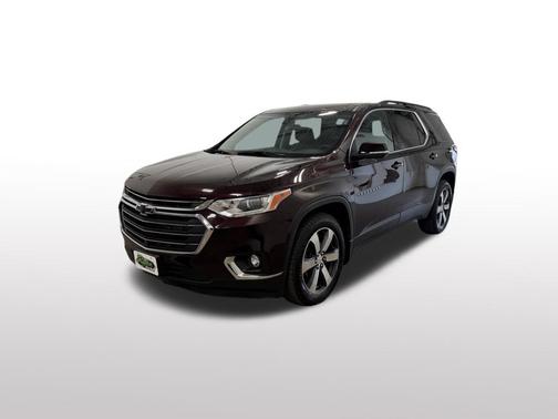 Black Cherry Metallic 2021 Chevrolet Traverse LT Leather