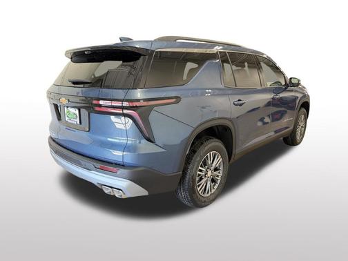 Lakeshore Blue Metallic 2026 Chevrolet Traverse LT