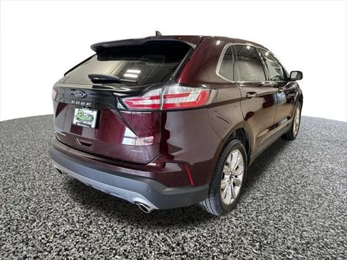 2023 Ford Edge Titanium