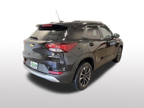 Mosaic Black Metallic 2026 Chevrolet Trailblazer LT