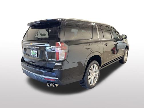 2021 Chevrolet Suburban 4WD High Country