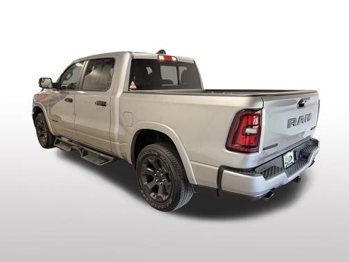 Billet Silver Metallic Clearcoat 2026 RAM 1500 Big Horn/Lone Star