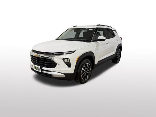 Summit White 2026 Chevrolet Trailblazer LT