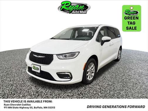 2023 Chrysler Pacifica Touring L