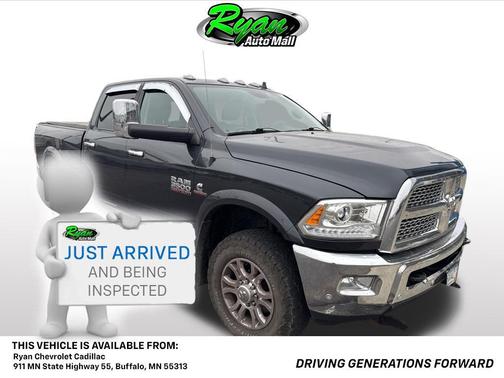 Maximum Steel Metallic Clearcoat 2017 RAM 3500 Laramie Crew Cab 4x4 6'4' Box