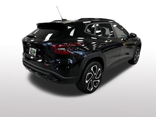 Mosaic Black Metallic 2026 Chevrolet Trax FWD 2RS