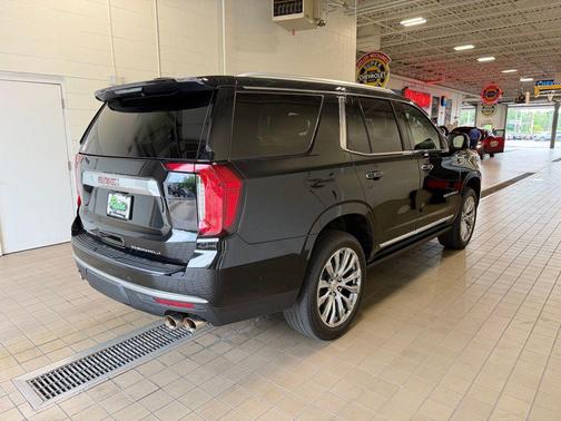Onyx Black 2024 GMC Yukon Denali