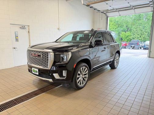Onyx Black 2024 GMC Yukon Denali