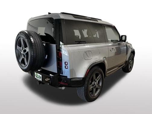 2024 Land Rover Defender 90 P400 X-Dynamic SE