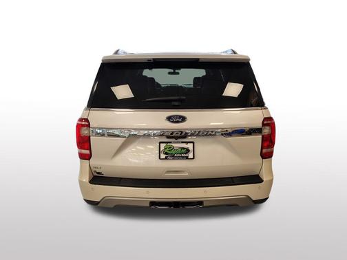 White Platinum Metallic Tri-Coat 2019 Ford Expedition XLT