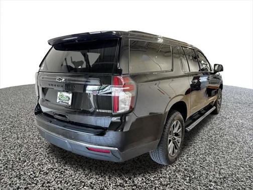 2022 Chevrolet Suburban 4WD Z71
