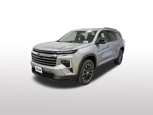 Sterling Gray Metallic 2026 Chevrolet Traverse LT