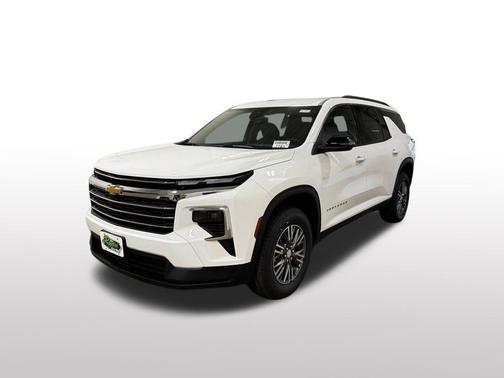 Summit White 2026 Chevrolet Traverse LT