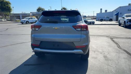Sterling Gray Metallic 2025 Chevrolet Trailblazer LT