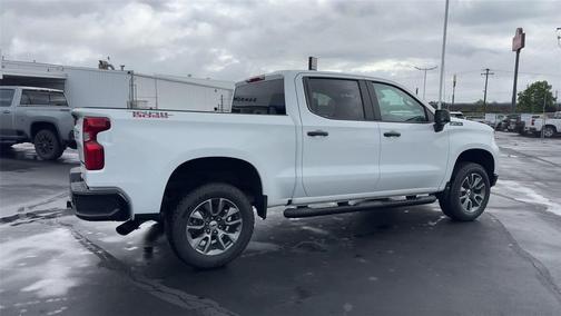 Summit White 2026 Chevrolet Silverado 1500 Custom Trail Boss