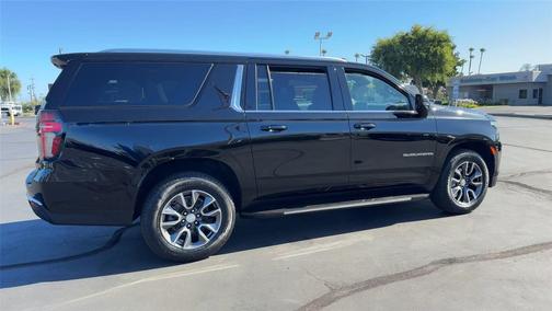 Black 2023 Chevrolet Suburban LT