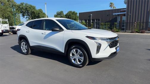 Summit White 2026 Chevrolet Trax LS