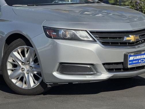 Silver Ice Metallic 2018 Chevrolet Impala 1LS