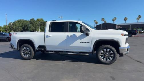 Summit White 2026 Chevrolet Silverado 3500 LT
